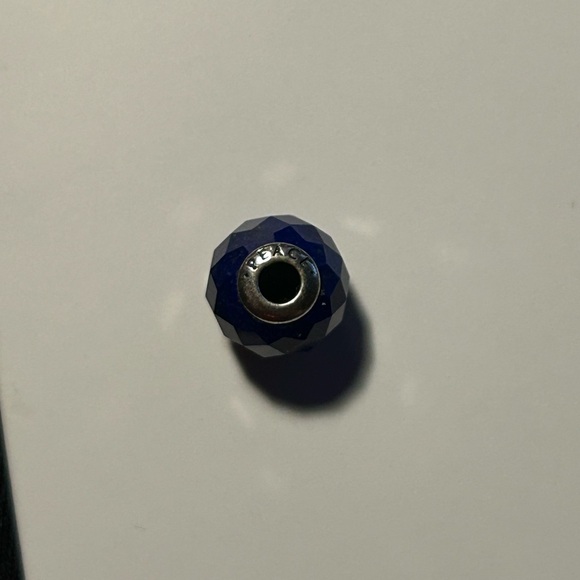 Pandora “Peace” essence charm ☮️✌🏼 - Picture 2 of 2